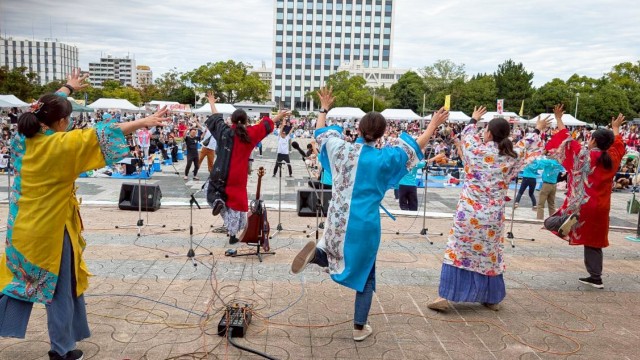 第27回あいち沖縄まつり『毛遊び（もうあしび）』